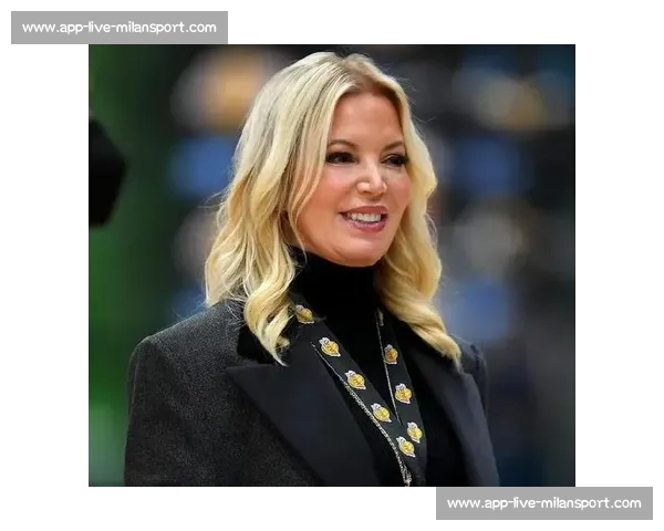 珍妮・巴斯获协议保障，湖人管理权延续至未来数年