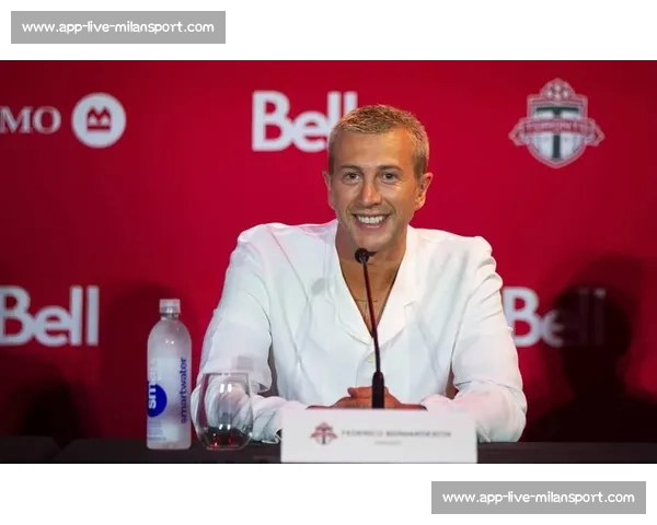 多伦多官宣与贝尔纳代斯基解约:三年合作终结,战略转型开启新篇章 多伦多官宣与贝尔纳代斯基解约:三年合作终结,战略转型开启新篇章