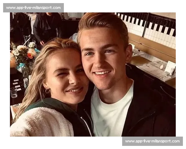 德利赫特婚姻触礁！不到两年与模特妻子分道扬镳