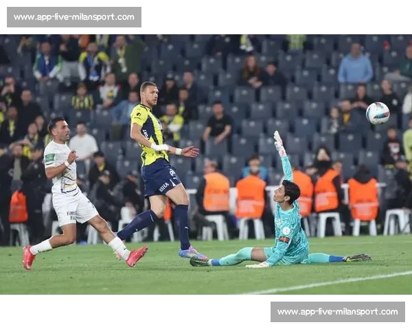 罗马诺：费内巴切接近租借杜兰，穆里尼奥钦点锋线新援