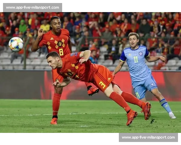 欧洲红魔的纯粹坚守：从低谷到巅峰的足球信仰